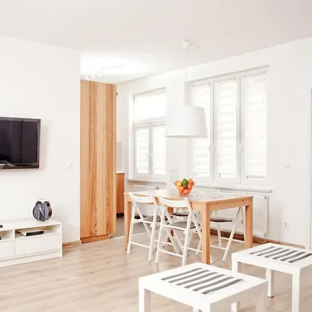 Alexandra شقة غدينيا